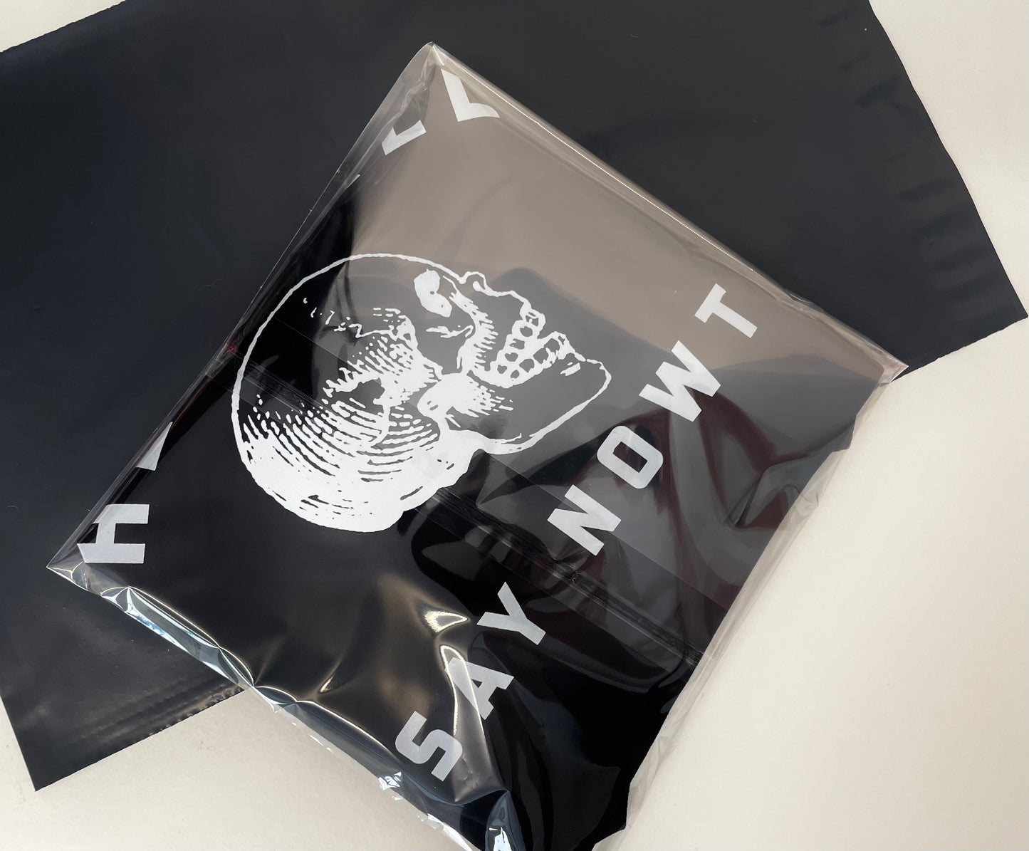 'HEAR ALL SAY NOWT SKULL' Tee Shirt - Black